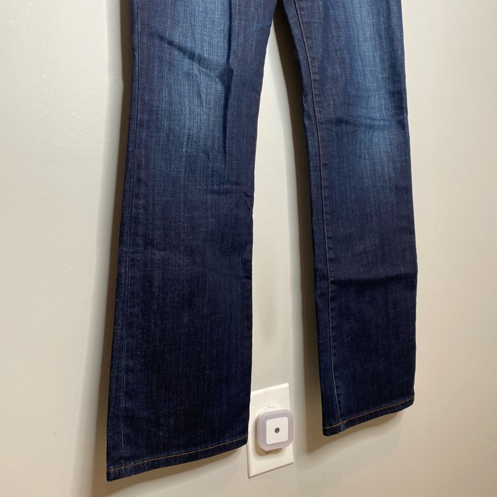 Joe’s Jean - Picture 3 of 10